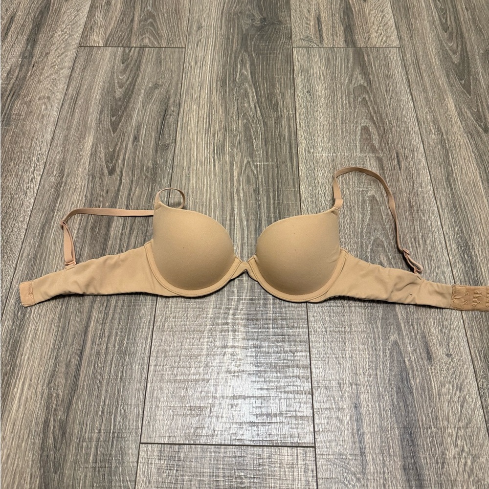 Skims Women’s Beige Push Up Bra Size 34A No Tag